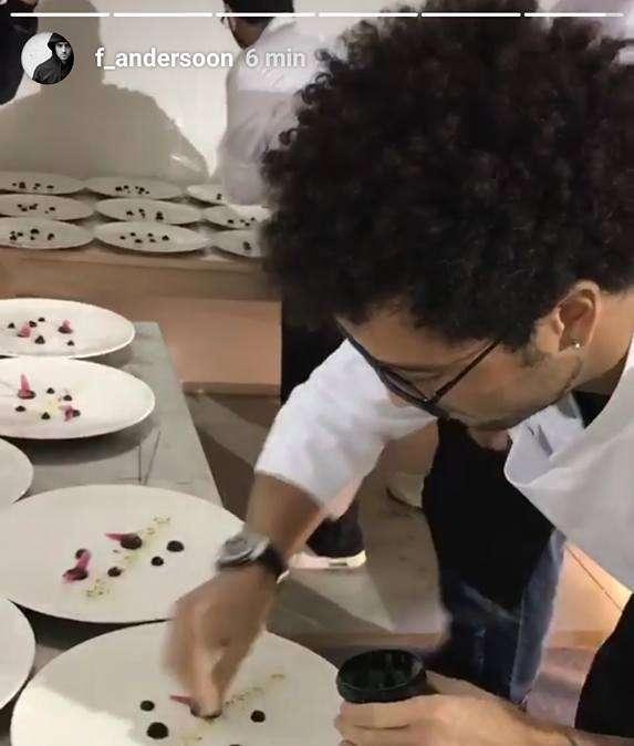 Felipe Anderson alle prese con la cucina: "Vi dico che sono uno chef, non mi credete?"