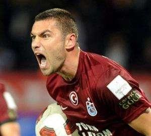 Mercato, ciak si parte: "Panchina fra Zola, Reja e Di Matteo... In attacco, accordo trovato con Burak Yilmaz, gigante del Trabzonspor" - VIDEO