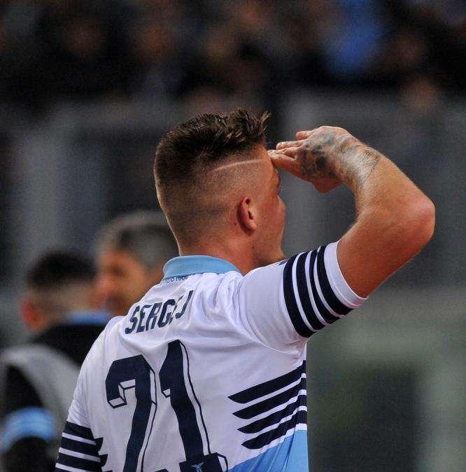 DIRETTA - Calciomercato Lazio, Rakitic insidia Milinkovic. Badelj piace al Genoa