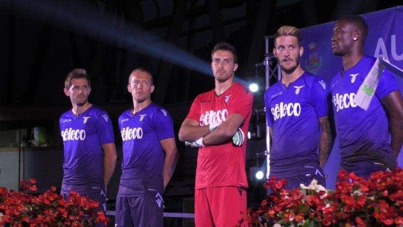 Serie A 2017/18, ecco i numeri di maglia della Lazio: Lucas Leiva con il 6, il 20 per Caicedo