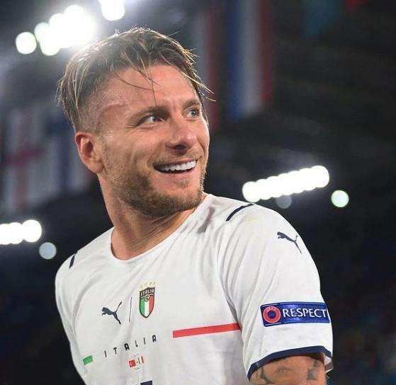 La Lazio celebra Immobile con un post social: "The King" - FOTO