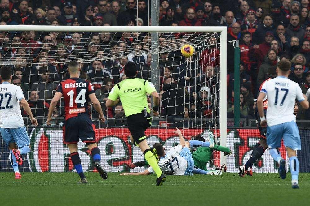 PAGELLE - Genoa - Lazio, RoboCop Marusic! Cataldi "Pinturicchio", Radu d'acciaio