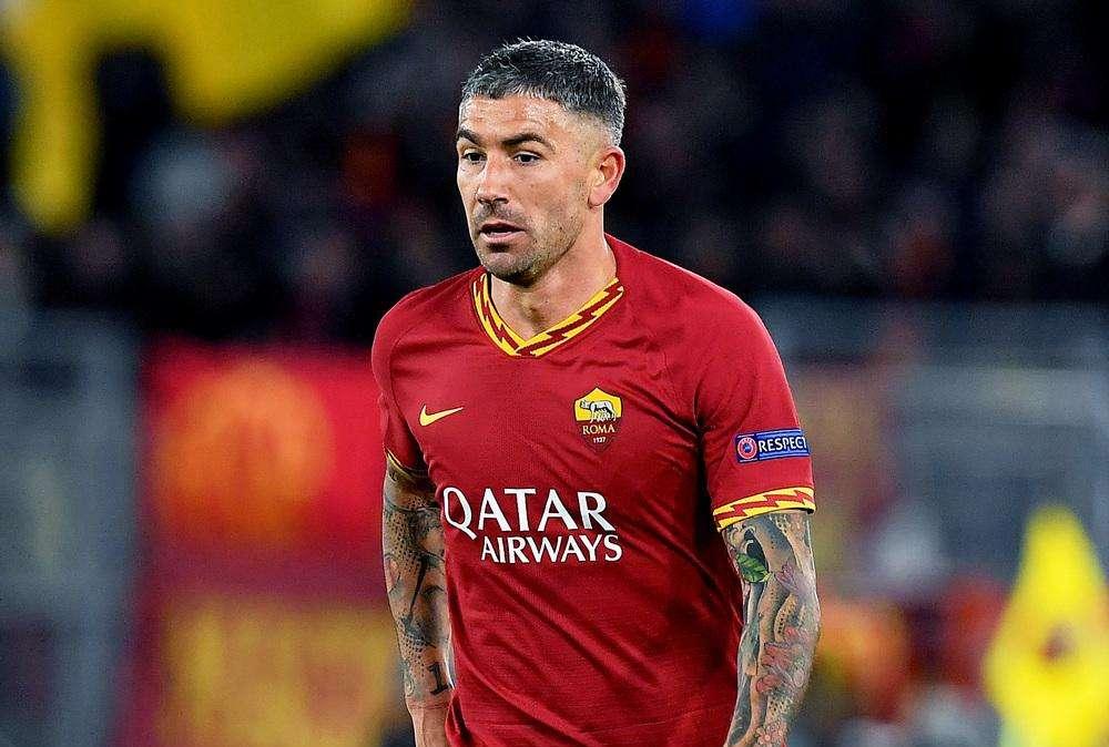 Calciomercato, l'Inter punta Kolarov: accordo totale con il calciatore