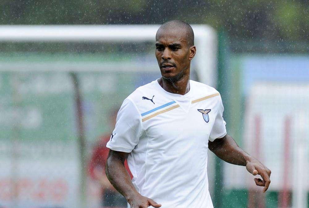 LE PAGELLE di Lazio-Genoa: Disastro Lazio, Klose e Cisse abbandonati. Konko unica nota lieta