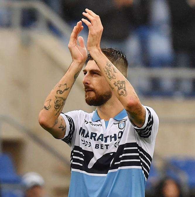 Lazio, Acerbi premiato da Campania Biancoceleste: "Grazie per il riconoscimento!" - FOTO