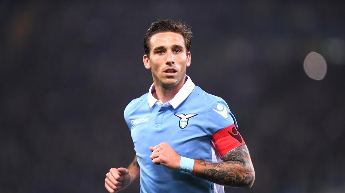 Ex Lazio | Biglia ricorda: "Messi ci ha insegnato a non mollare"