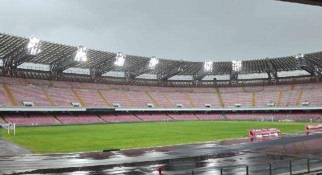 Morte Maradona, stanotte le luci del San Paolo resteranno accese