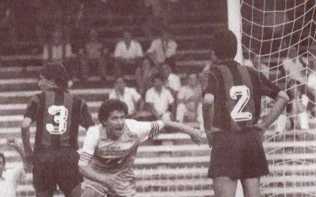 Poli, arrivano gli auguri della Lazio: sui social il post "vintage" fa il pieno di like - FOTO