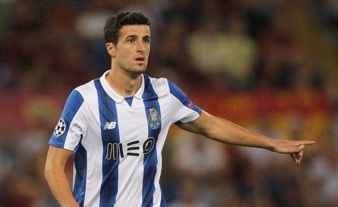 ESCLUSIVA - Calciomercato Lazio, per la difesa proposto Marcano del Porto: è in scadenza