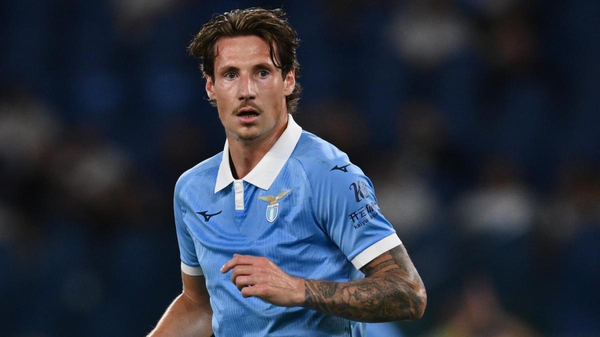 Pinamonti: "Ho voluto fortemente la Lazio. Darò tutto per la maglia"