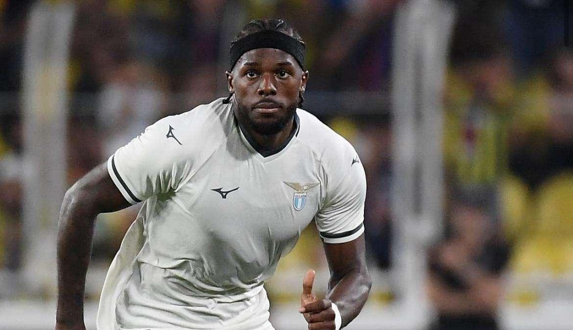 Tavares torna in bilico: pronte nuove offerte per il terzino della Lazio