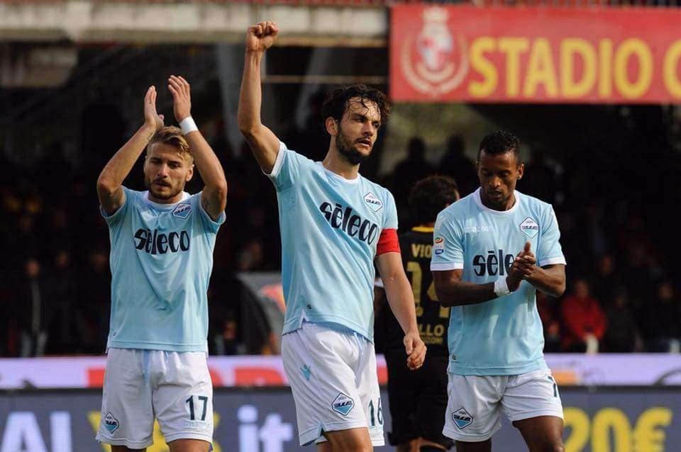 LE PAGELLE DEI QUOTIDIANI - Nani a ciel sereno, Immobile assist-man. Parolo e Luis Alberto sicurezze