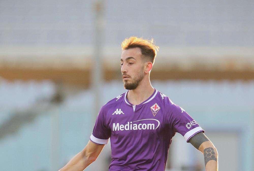 Genoa-Fiorentina, Castrovilli sbatte contro il palo: in ospedale per accertamenti