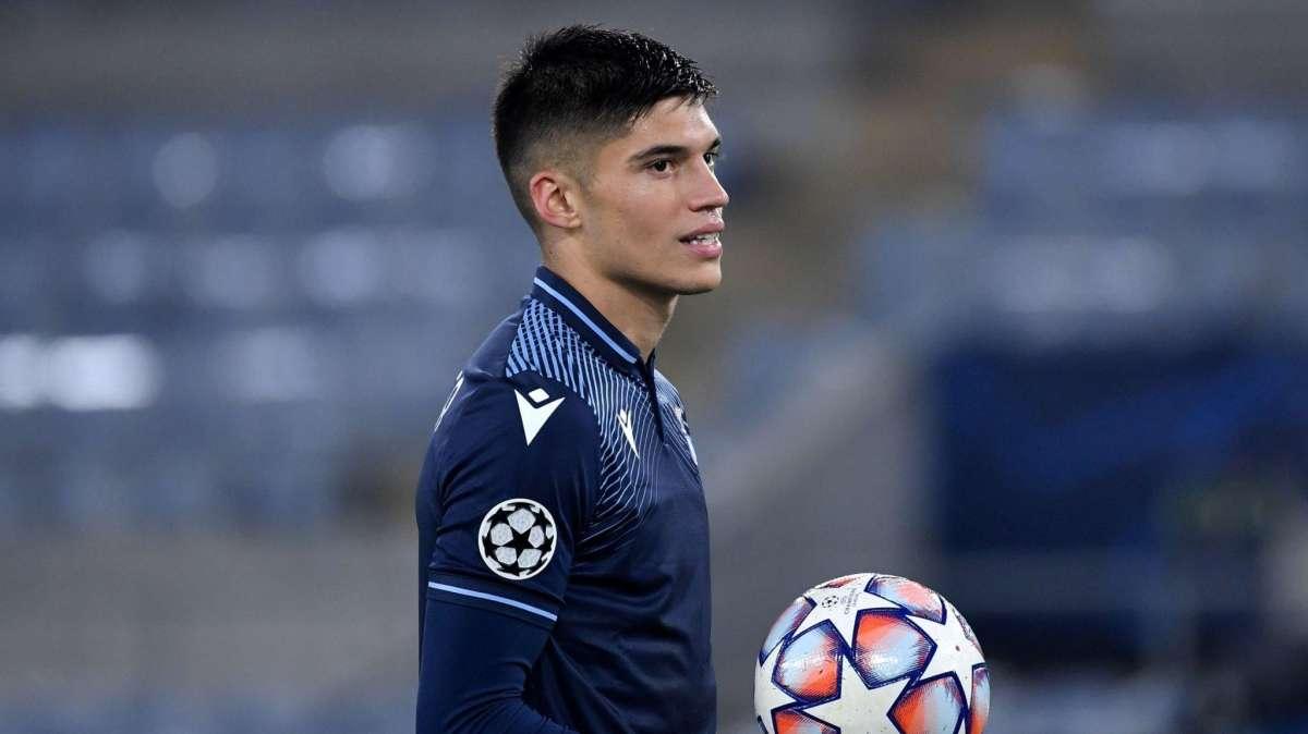 Calciomercato Lazio: tutto ruota intorno a Correa. E per Basic...