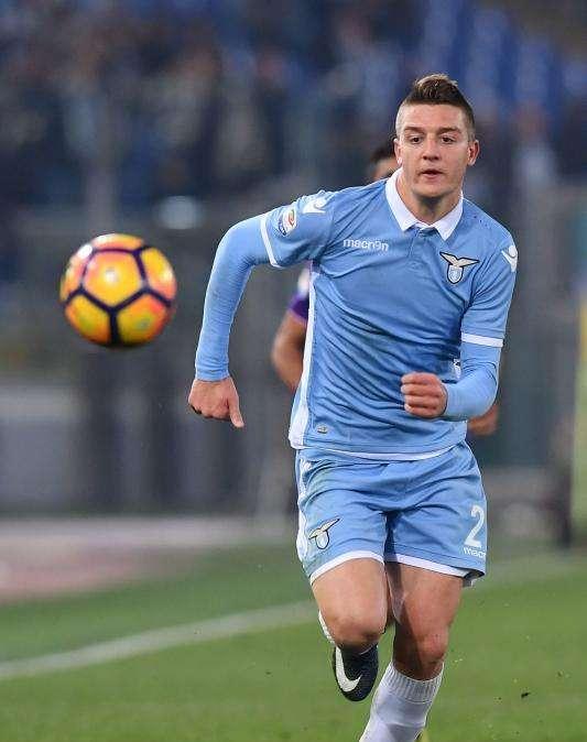 Milinkovic, Arsenal e Manchester United puntano il centrocampista della Lazio