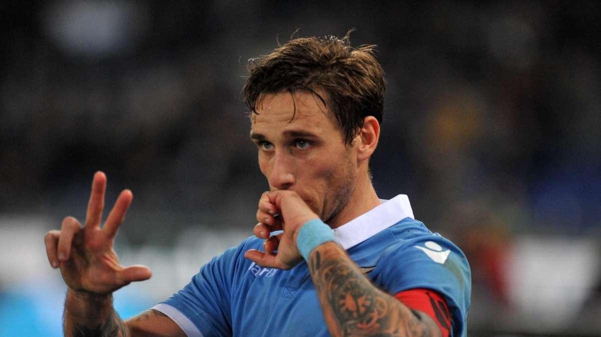 Lazio, Biglia dice tutto: "Mi voleva una big, non meritavo gli insulti. La fascia? Era di Klose, poi..."