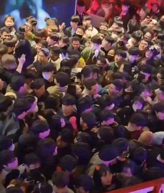 Corea del Sud, ressa alla festa di Halloween: almeno 146 morti e 150 feriti