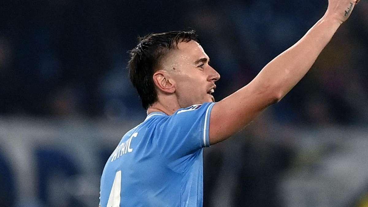 Lazio, Patric giura amore: "Non mollo mai. Sono un figlio dei laziali"
