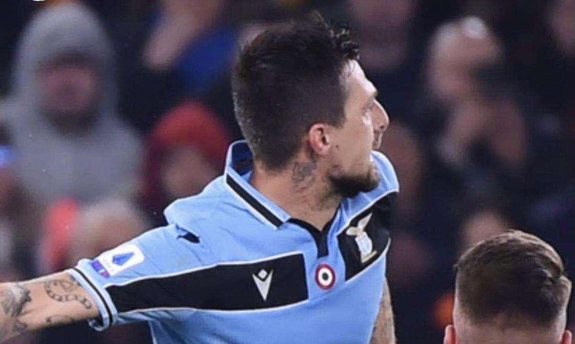Buon compleanno Acerbi, gli auguri di Milinkovic ricordando il gol nel derby - FOTO