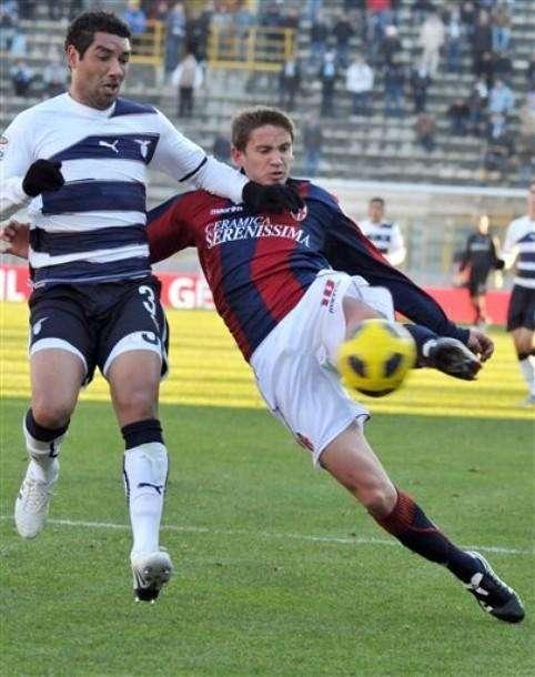 LE PAGELLE di Bologna-Lazio: da Dias a Ledesma, che disastro! Mauri ed Hernanes senza nerbo, Sculli rimandato