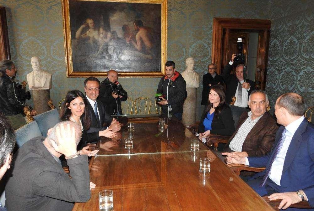 Stadio della Roma, Virginia Raggi: "Prima le opere pubbliche"
