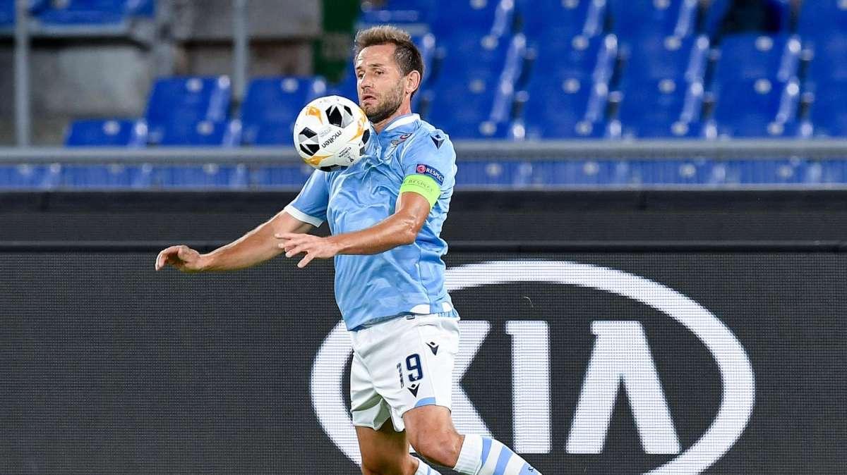 Lazio, riecco Lulic: due settimane per capire il futuro. E sul mercato...