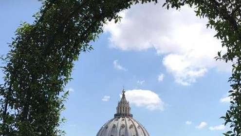 De Vrij, è show sui social: tour di Roma tra un siparietto con Van Persie e foto con un'aquila...