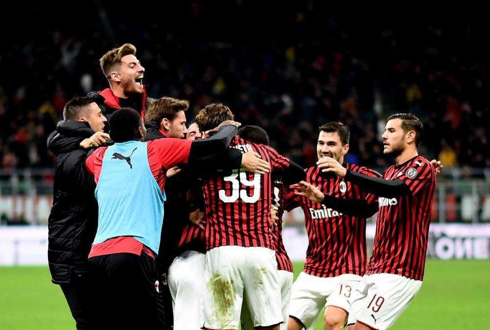 Serie A, il Milan a valanga sul Lecce: Europa League nel mirino