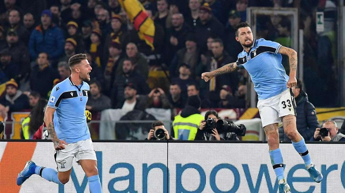 Lazio, Acerbi verso il derby: "Senza di voi non sarà la stessa cosa" - FOTO