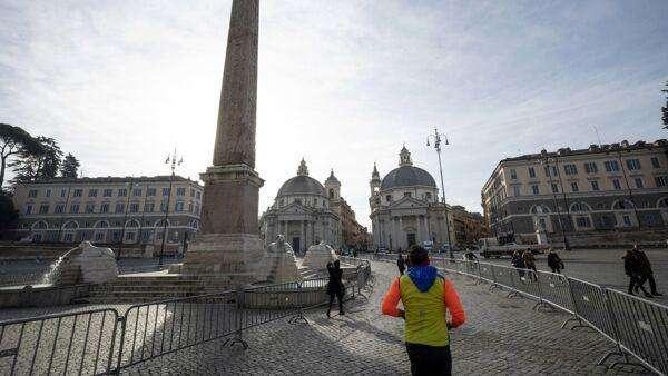Covid-19, Speranza ha firmato l'ordinanza: il Lazio resta in giallo