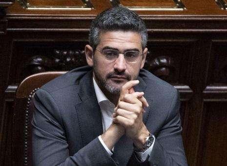 Politica / Governo, Fraccaro: "Reddito e quota 100 non si toccano"