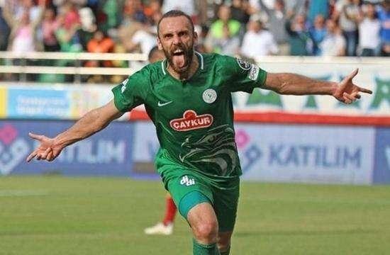 Calciomercato Lazio, dalla Turchia: “Piace Muriqi del Fenerbahce”