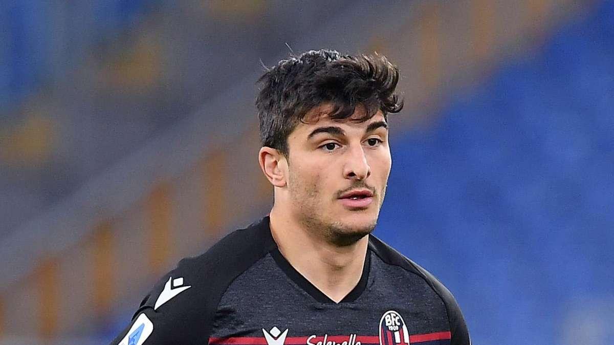 Calciomercato, Orsolini e gli altri big: la strategia del Bologna 