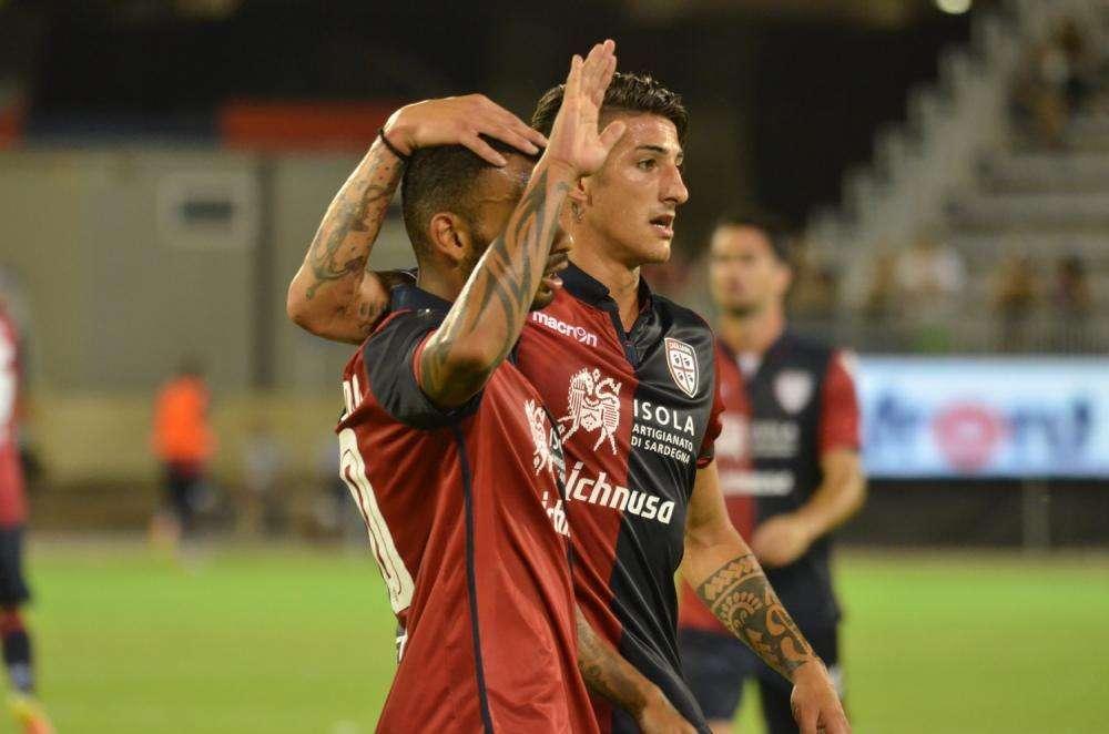 Serie A, Cagliari - Sampdoria match pirotecnico: i sardi passano nel finale