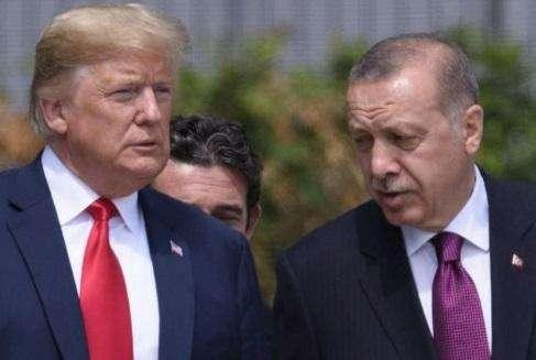 Politica / Guerra Siria, Trump: "Pronto a distruggere economia turca"