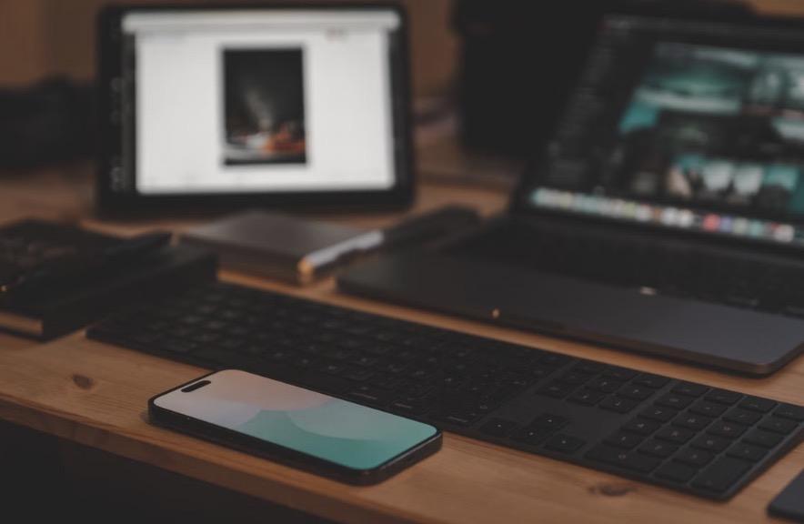 Il mobile ridisegna anche i casinò digitali mentre le piattaforme puntano su interfacce più semplici