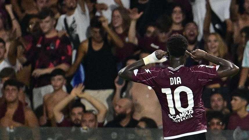 Salernitana, paura per Dia: inseguito in macchina da alcuni tifosi