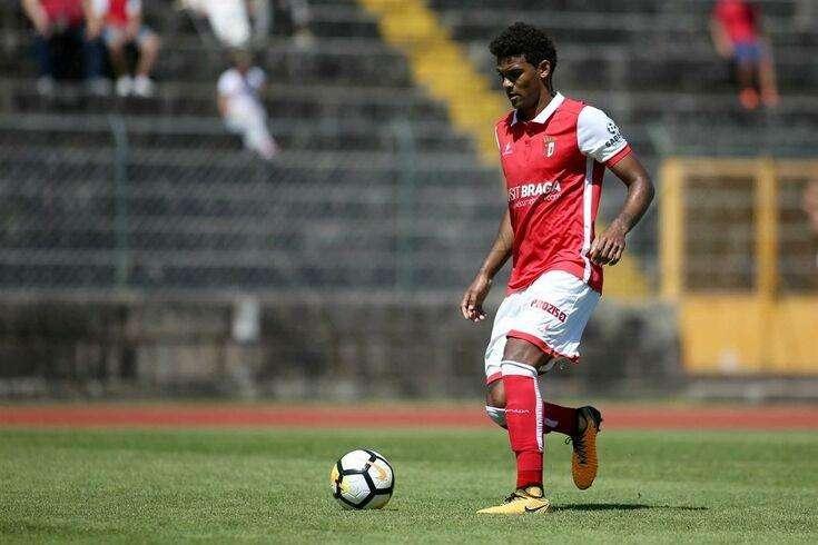 Calciomercato Lazio, Bruno Viana per la difesa: ma occhio al Flamengo...