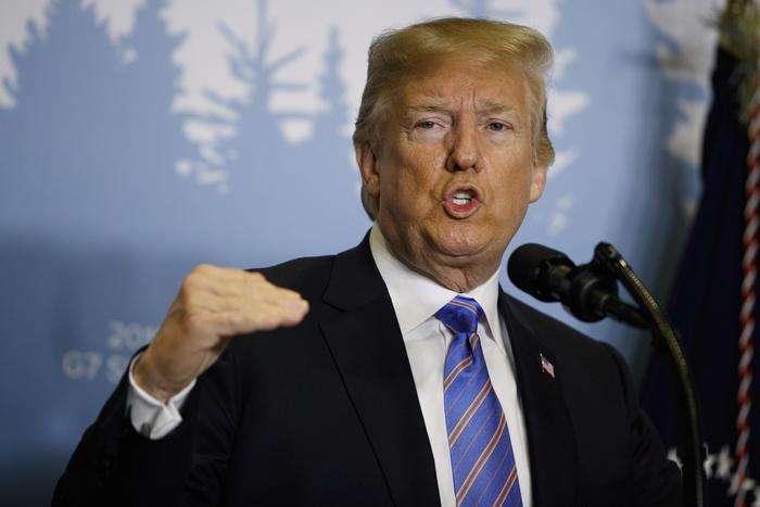 Coronavirus, Trump: "Il mondo paga caro prezzo per colpa della Cina"