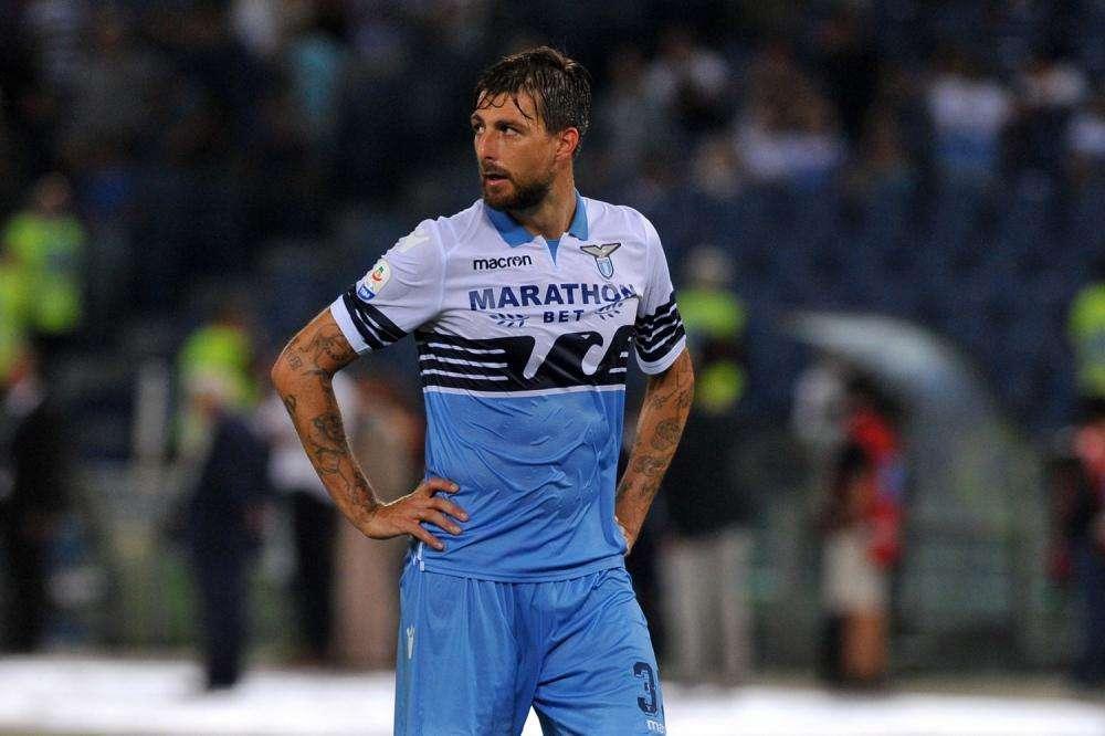 FOCUS - Acerbi ha già scacciato il fantasma di de Vrij: è lui la sicurezza della difesa della Lazio