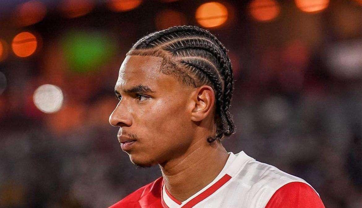 Calciomercato Lazio | Il Feyenoord fa due richieste per Stengs: i dettagli