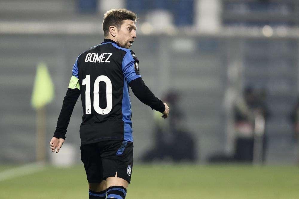Calciomercato Lazio, la situazione in attacco: calano le quotazioni di Gomez, Wesley in stand-by