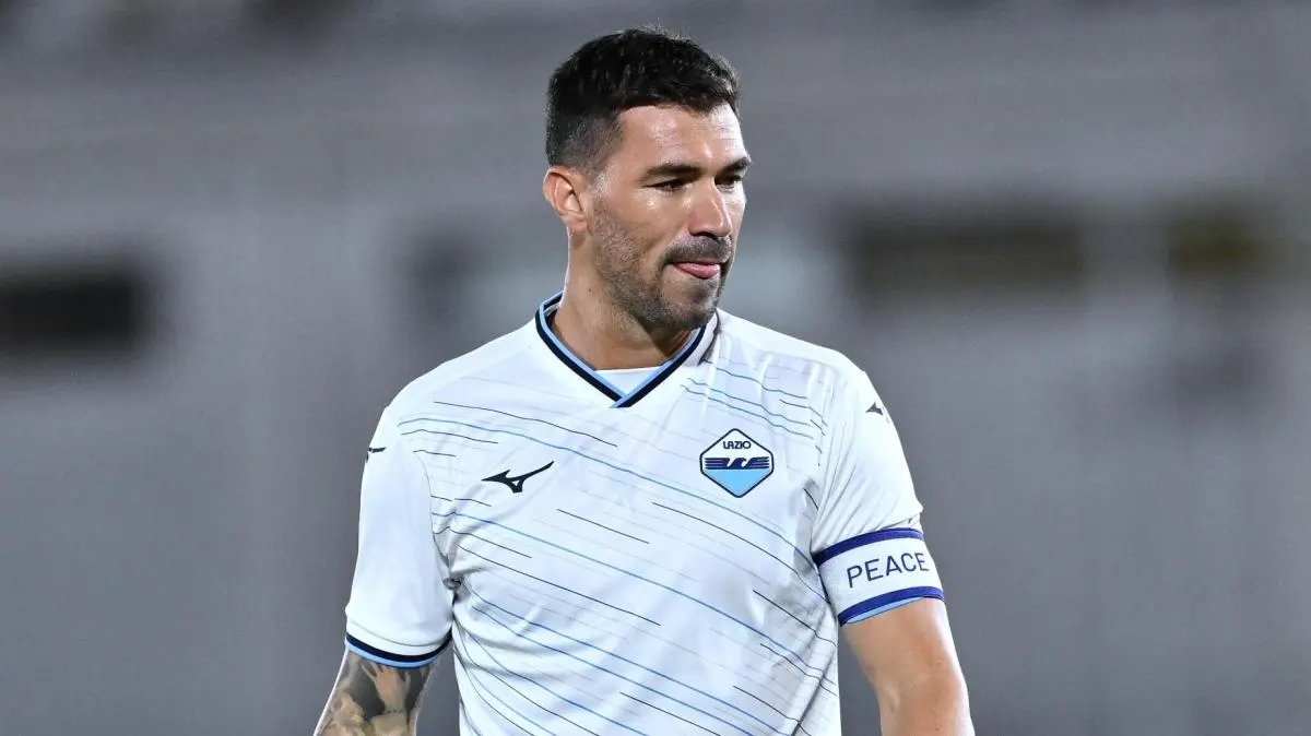 Lazio, Romagnoli resta? Ora aspetta l'Al Sadd: ecco la situazione
