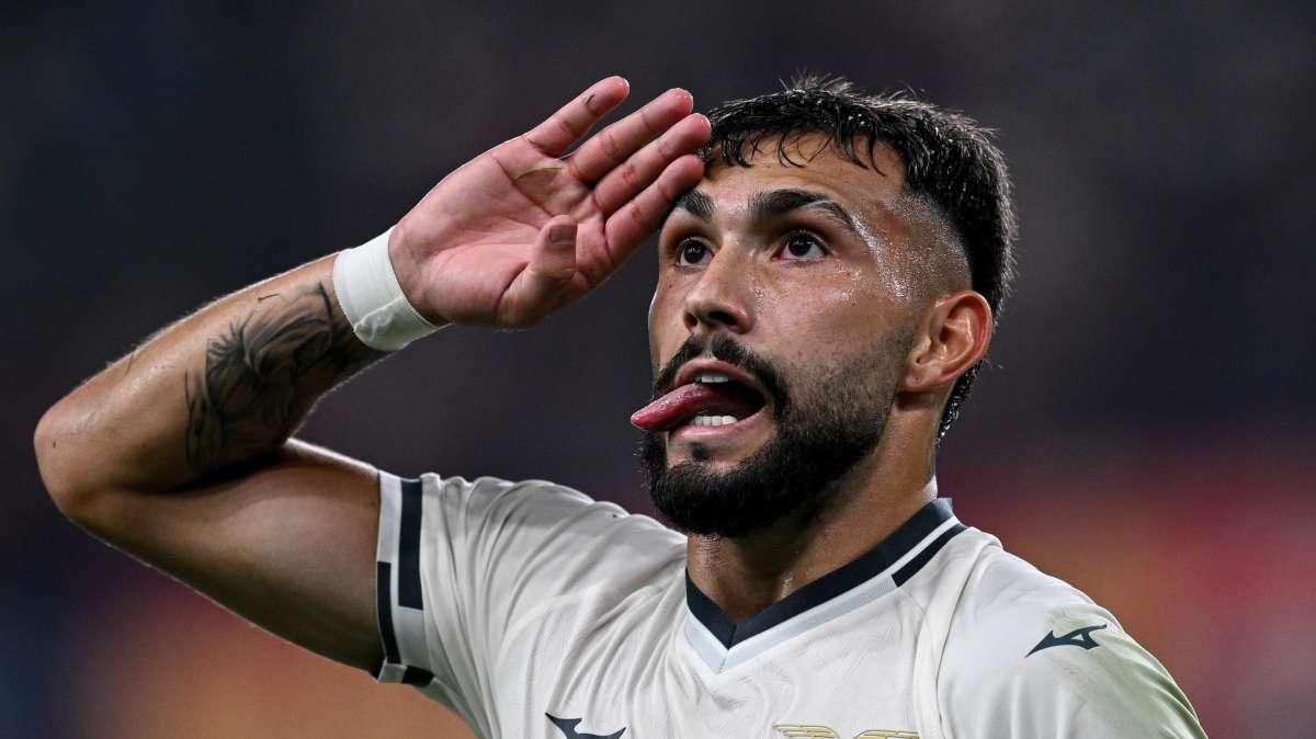 Lazio, Castellanos esalta Patric: il commento dopo la vittoria con l’Atalanta - FOTO