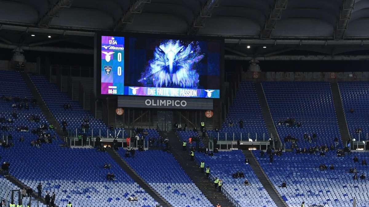 Roma-Lazio, Curva Nord deserta. Ma i tifosi mandano un messaggio - FOTO