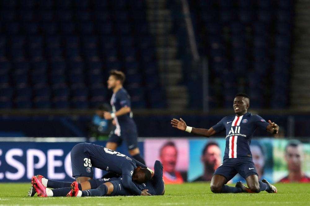 PSG, tre calciatori e un membro dello staff positivi al Covid 19