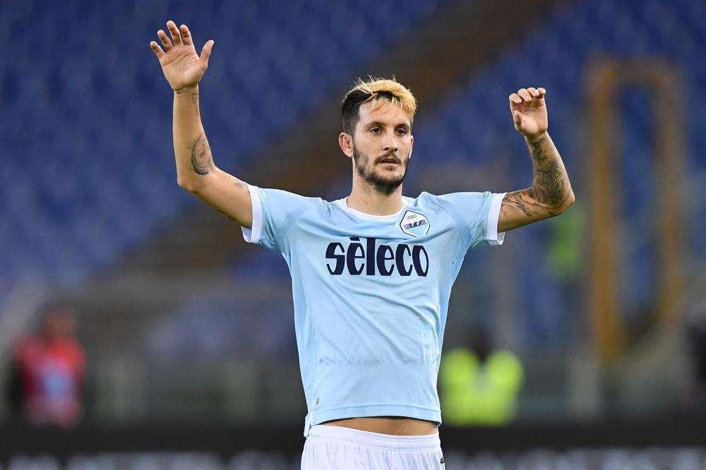 Luis Alberto: "Molto contento per il mio debutto!". La moglie: "Sei l'esempio migliore per i nostri figli"