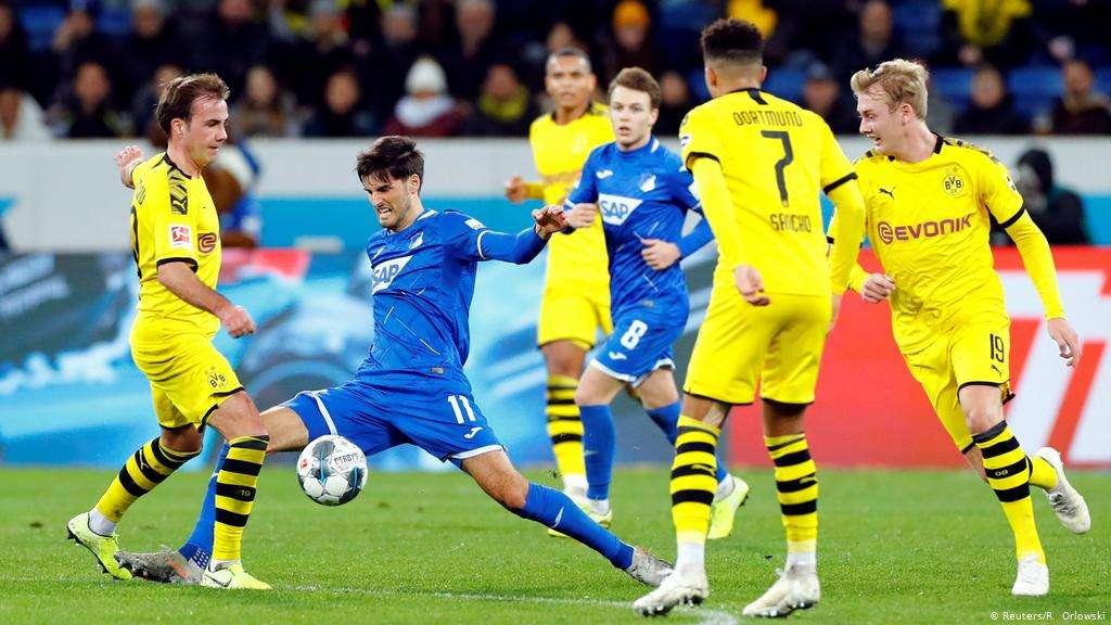 Lazio, il Borussia Dortmund vince a fatica grazie a Reus