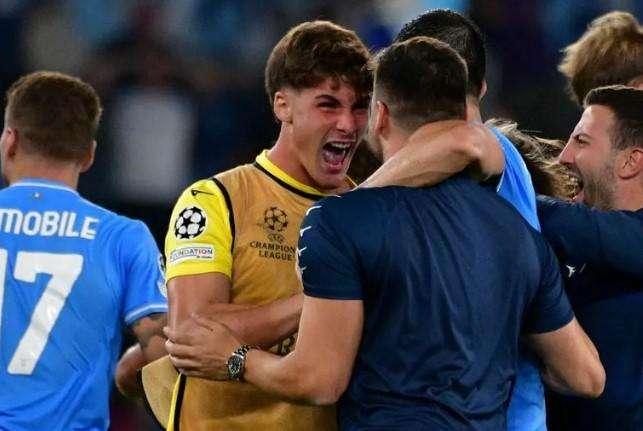 UFFICIALE - La Lazio si tutela: Renzetti rinnova con i biancocelesti