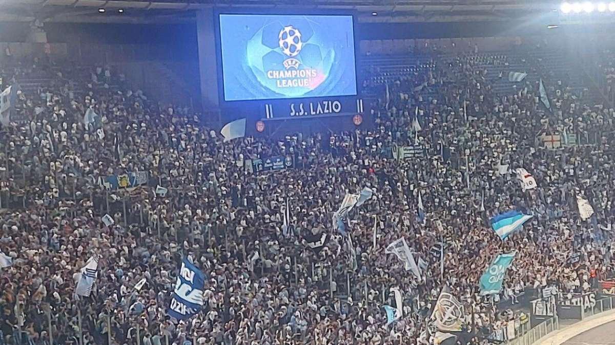 Lazio - Atletico Madrid, la Nord ruggisce: "Sotto la Curva!". E la squadra... 